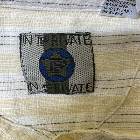In Private cream/black striped button down short sleeve shirt. Size Large - Picture 4 of 6